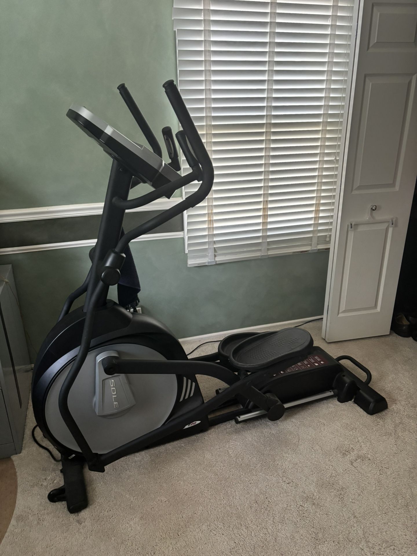 Solo makes a great elliptical excellent condition