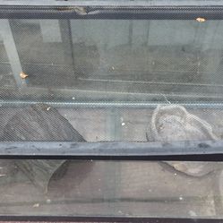 90 Gallon reptile tank With Screen Top