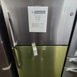 21.9 cu. ft. Top Freezer Refrigerator in Fingerprint Resistant Stainless Steel, Garage Ready