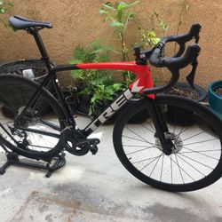 Trek Emonda Sl6 Disc Pro Road Bike