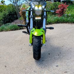 2021 Benelli tnt 135