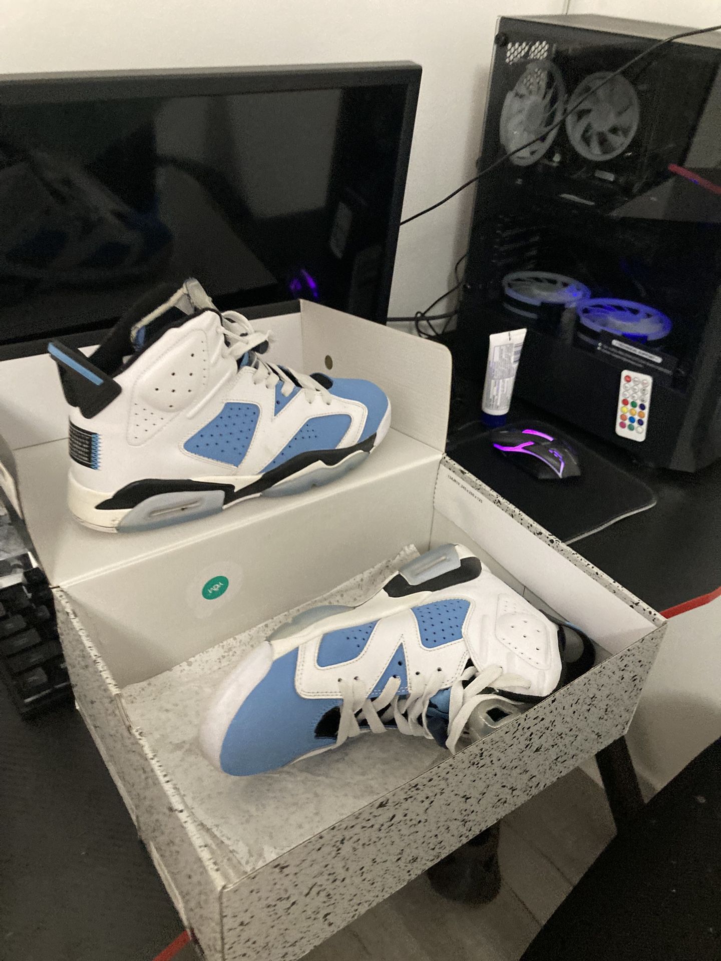 Jordan 6 Unc
