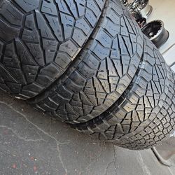 4 used tires Lt33x12.50r22 
3 Nitto ridgerappler 
1 tire advanta  all 3 tires looks like new $370.00