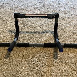 Pull Up Bar For Door 