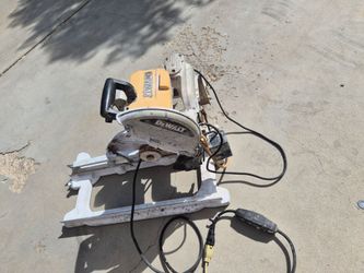 DeWalt Corded Tile Saw