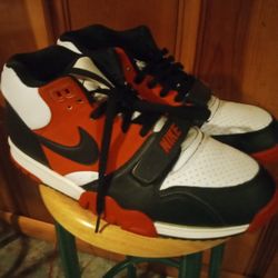 Air Trainer 87 Bo Jackson. Bengals Colors Good Shape. $75.00 