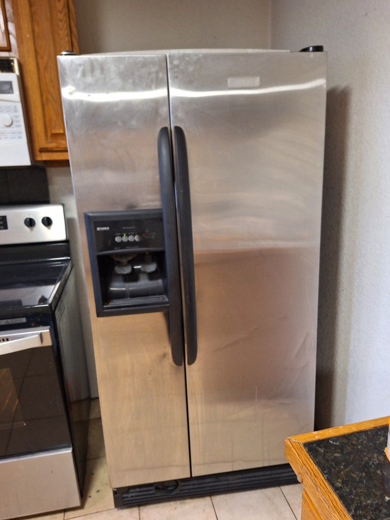 Stainless Steal Refrigerator/freezer