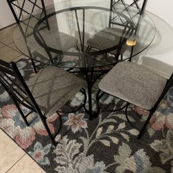 Small Dining Table With Four Chairs 