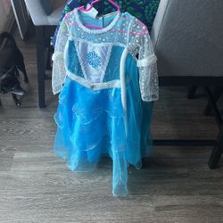 Elsa Drees 4,5 Years Old Girl 