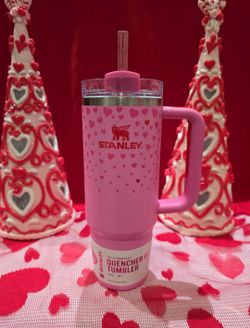 New 40oz Stanley 2025 Pink Valentines Tumbler
