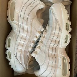 Nike Air Max—$50 Firm,No Holds Or Spam