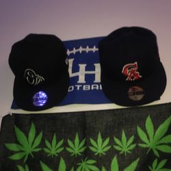 SnapBack Fitted Hats 