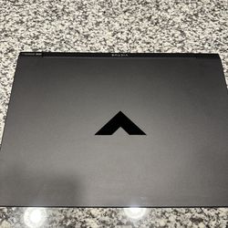 HP Victus Gaming Laptop – RTX 4050 / 8GB RAM / 144Hz – Brand New