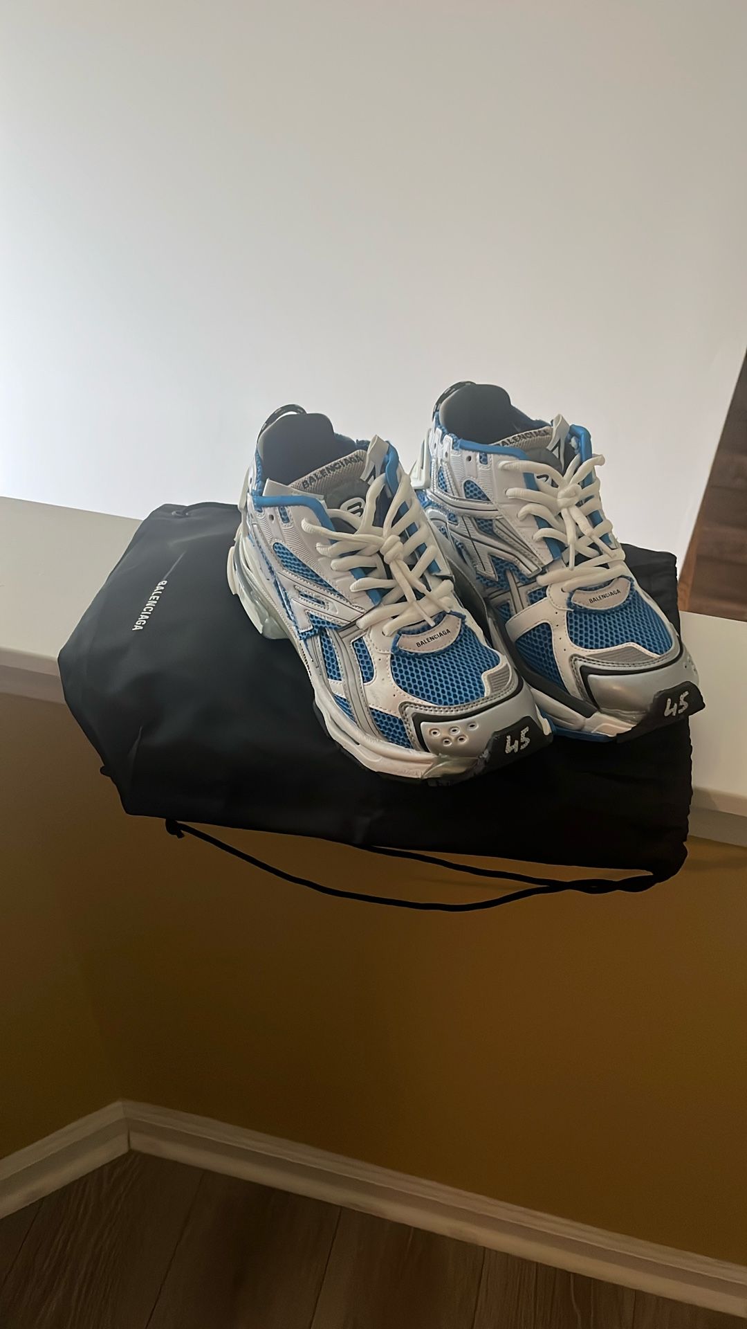 Balenciaga No Box