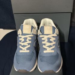 New Balance Size 7 1/2