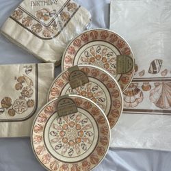 Vtg Hallmark Party Paper Tablecover Plates Napkins 1970s Shell Theme
