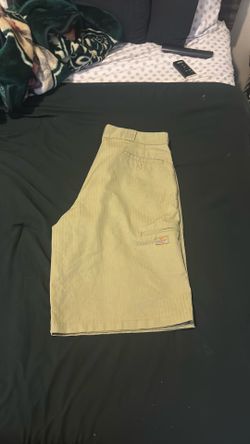 Dickie shorts size 38