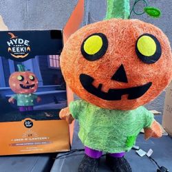 HALLOWEEN JACK-O'-LANTERN LIT DECORATION (LIKE NEW)