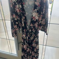 Women’s Floral Robe