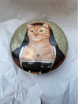 Renaissance cat collection trinket box