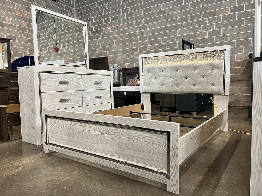 $29 Down Finance Bedroom Set Queen Bed King Bed Mattres Sectional Sofa Sleeper