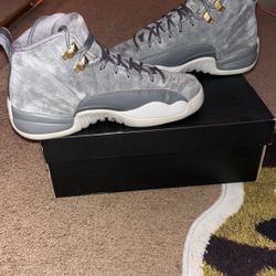 Jordan 12 Grey Wolf (sz 6) 2017