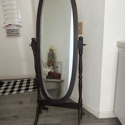 Stand Up Mirror 