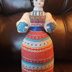 Avon American Heritage Sachet Doll