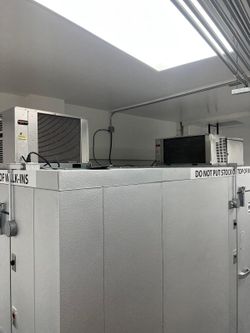Walk in cooler and freezer combo