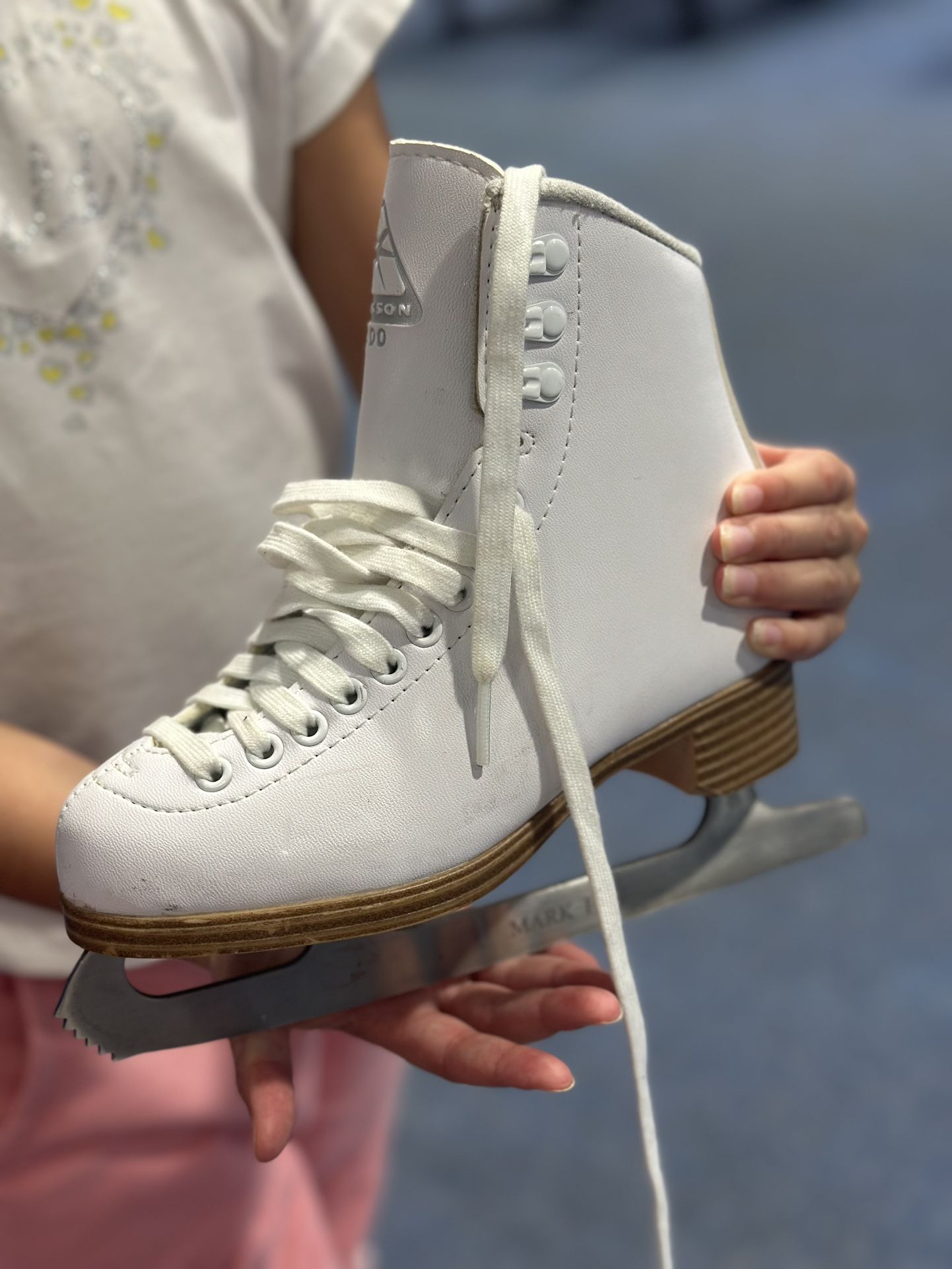 Figure Skates