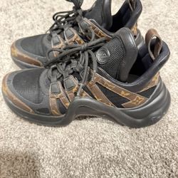 Louis Vuitton Archlight Sneakers 