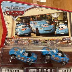 Disney Pixar Cars, Dinoco Mia & Tia