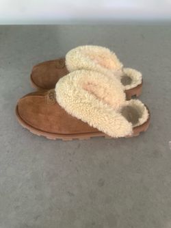UGG Australia Brown Suede Shearling Lined Clogs Size 8