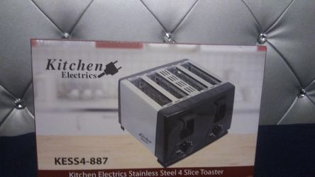 4 Slice Toaster by Kitchen Electrics