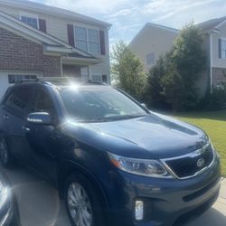 2015 KIA SORENTO (CLEAN TITLE)