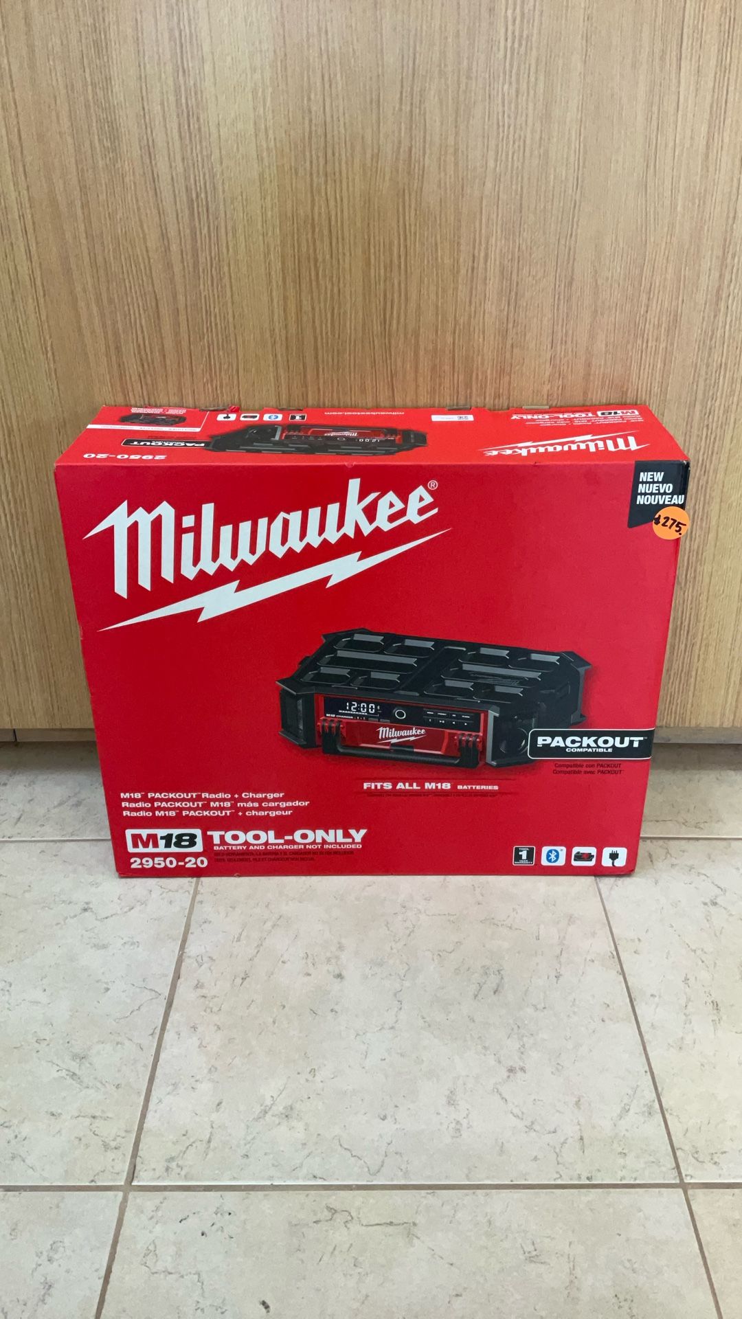 MILWAUKEE 2950-20 M18 PACKOUT RADIO+CHARGER (TOOL ONLY).
