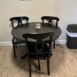 Dining Room Table 