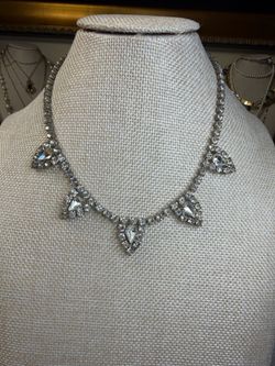 Vintage crystal necklace