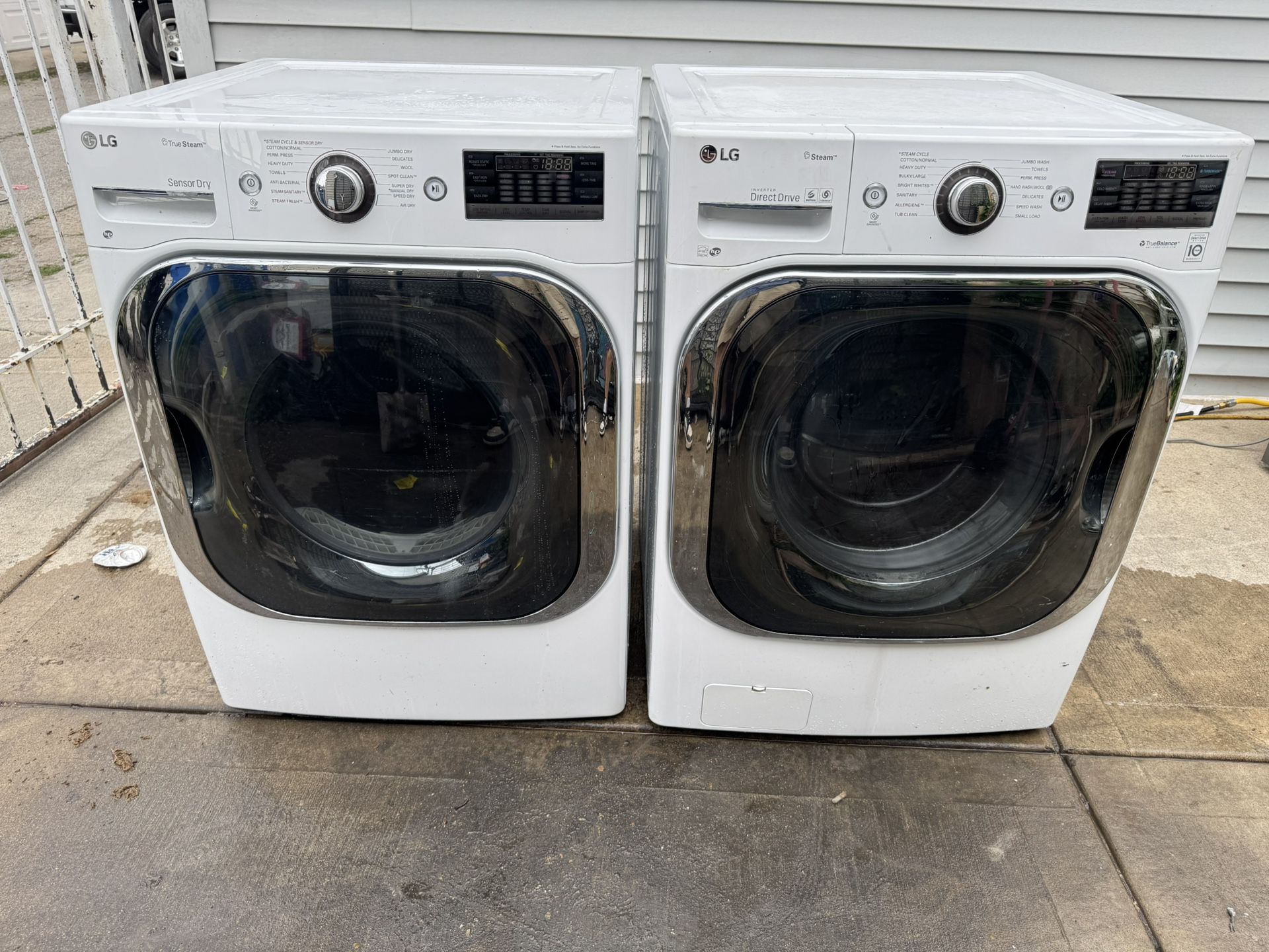 LG Washer And Dryer 