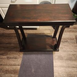 Bombay Tv Stand/Console