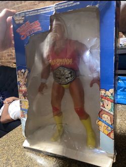Hulk Hogan 16” LJN Wrestling Action Figure Toy Canada edition rare1985 W/box R.i.P