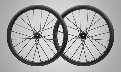 Lightweight Meilenstein ART Shimano Wheelset