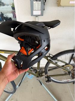 Full-face helmet for sale