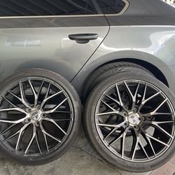 INOVIT Blitz Wheels w/ Continental Tires 235/40R19 – Volkswagen Passat
