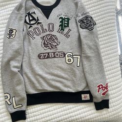 Polo Ralph Lauren, gray sweater patches size medium