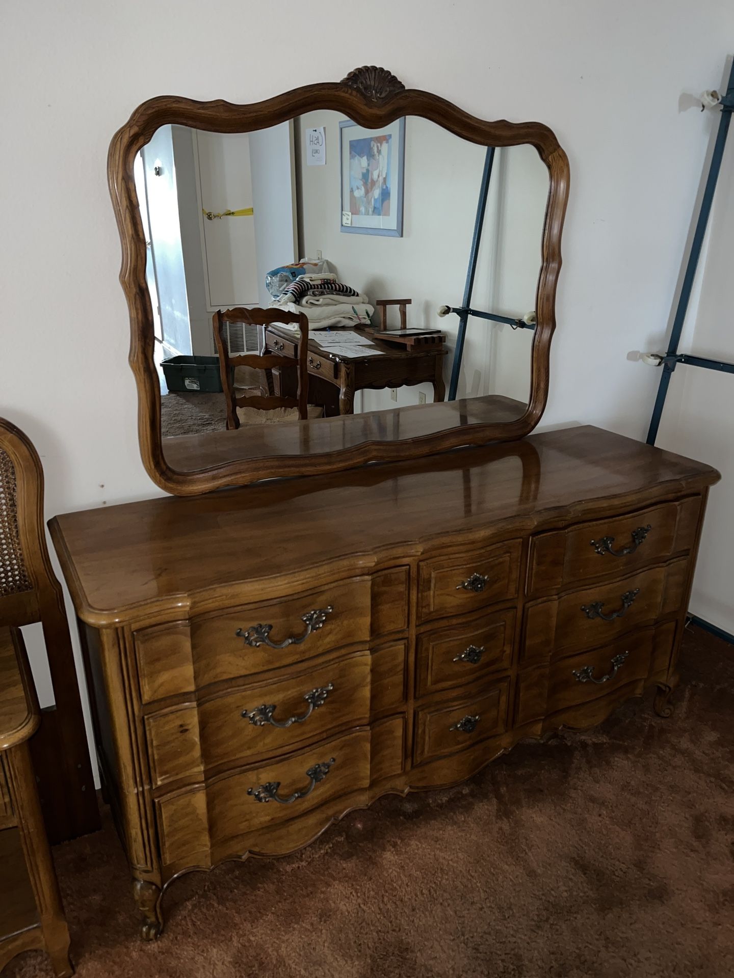 ** Complete THOMASVILLE Solid Oak Bedroom Set -BEAUTIFUL!!! **