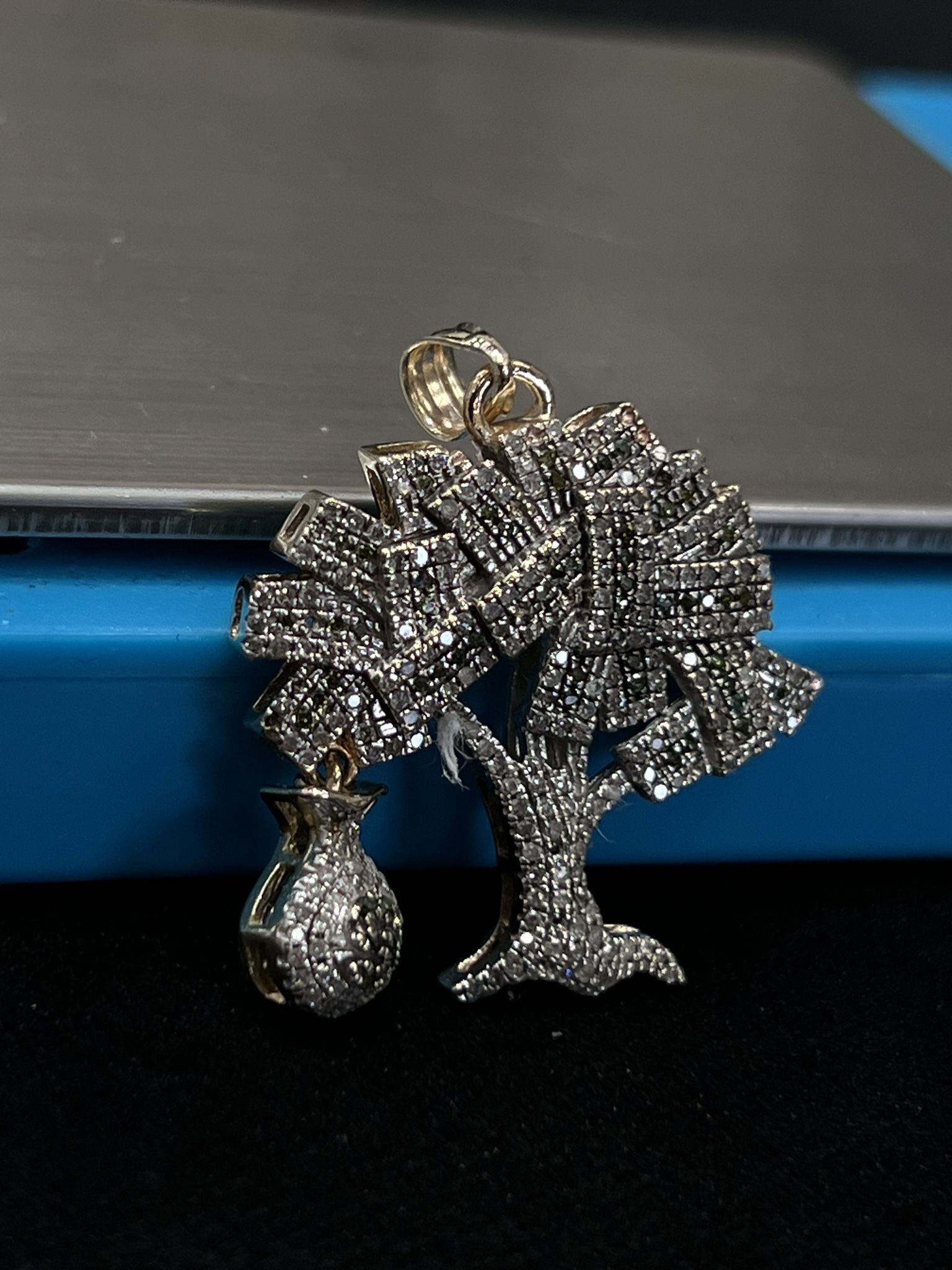 10k Moneytree + Money Bag Diamond Pendant
