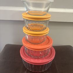 Anchor Hocking Five Lidded Bowl Set
