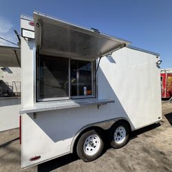 Food Trailer For Rent / RENT TO OWN Food Trailer