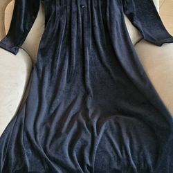 Black Velvet Dress Size 10 P